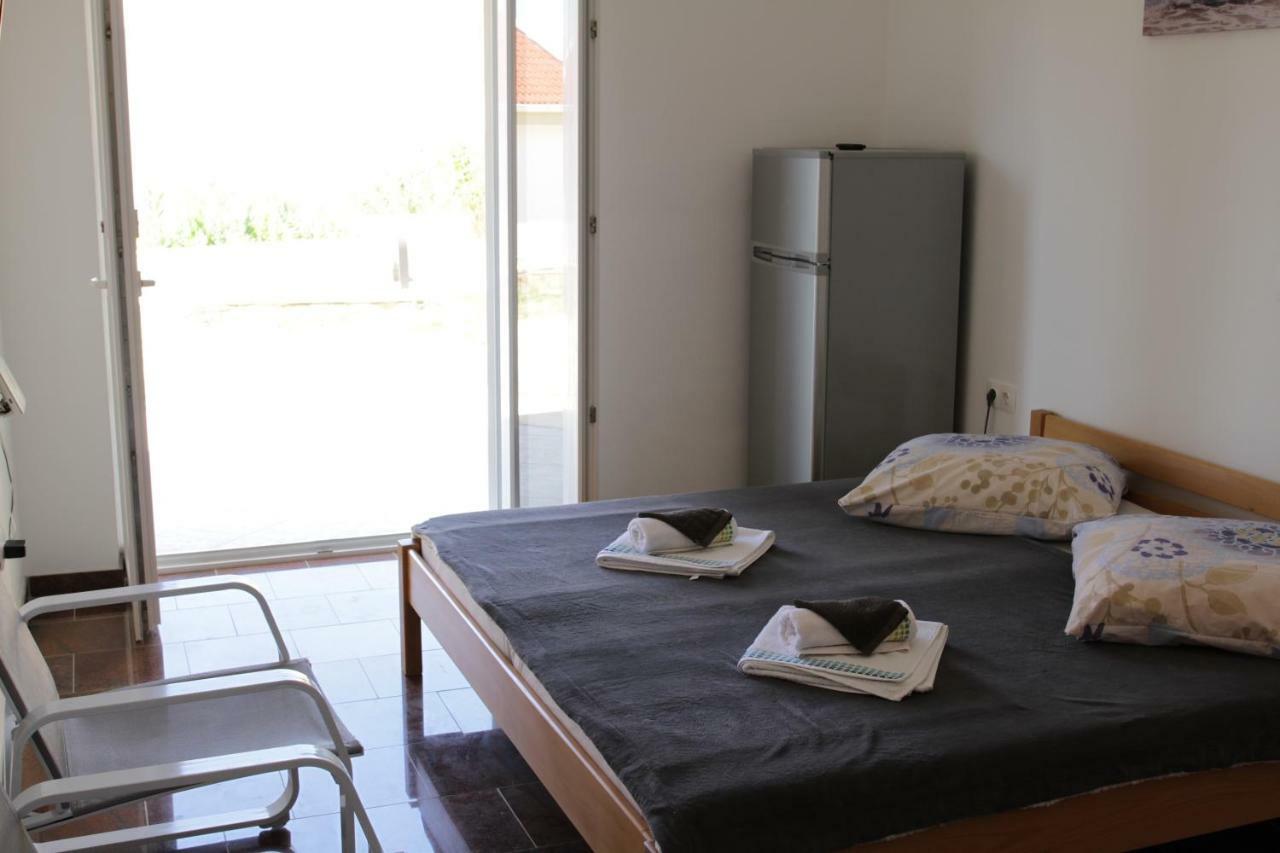 Apartmani Subasic 帕格 外观 照片